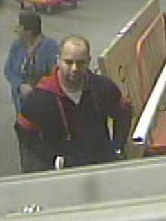Police Seek Suspects In Fraudulent Spending Spree In Trumbull And Beyond