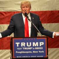 <p>Donald Trump claims he screwed over Libyan dictator Muammar Qaddafi when he rented him his Bedford estate.</p>