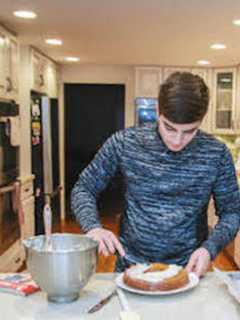 DV Home Cooking: Whipping Up Decadent Carrot Cake