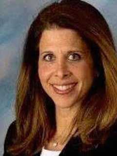 White Plains Expert Serves Up Tasty Tips For Avoiding Holiday Weight Gain