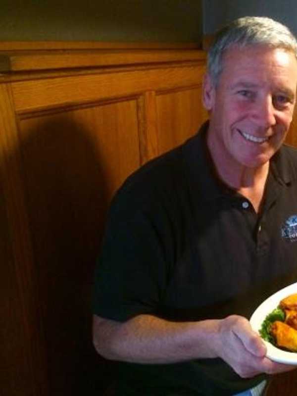 Kelly's Corner In Brewster Wins DVlicious 'Best Wings In Putnam County'