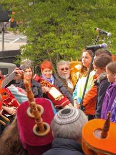 Rescued Torahs, Children's Choir Highlight Remembrance Day In White Plains