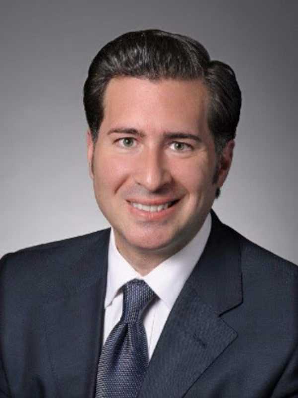 Political Expert Speaks On Election In Bronxville Talk