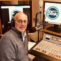 Scarsdale DJ Harks Back To Days Of Vinyl In New Radio Show
