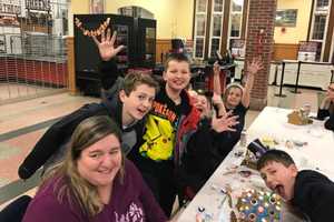 Scarsdale H.S. Habitat for Humanity Club Holds Gingerbread House Sale