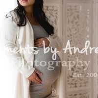 <p>Photographer Andrea Topalian specializes in maternity shots.</p>