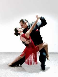 Alvin And Friends In New Rochelle Welcomes International Tango Duo