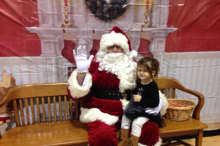 Santa Visits Saddle Brook's Long School For Cookies And Zumba