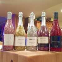 <p>Glitter bottles from OneHope Wine makes great gifts.</p>