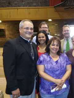 New District Bishop Visits Chapel School In Bronxville