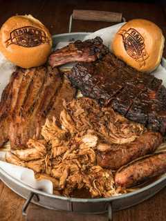 Bailey's Smokehouse, In Blauvelt Since 1995, Jockeys For DVlicious Best BBQ