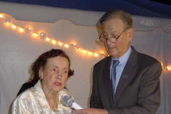 Bronxville DAR Member Honored At Historic Marble Schoolhouse