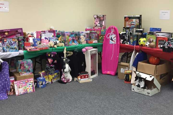 Holiday Toy Drive Gets Under Way In Putnam