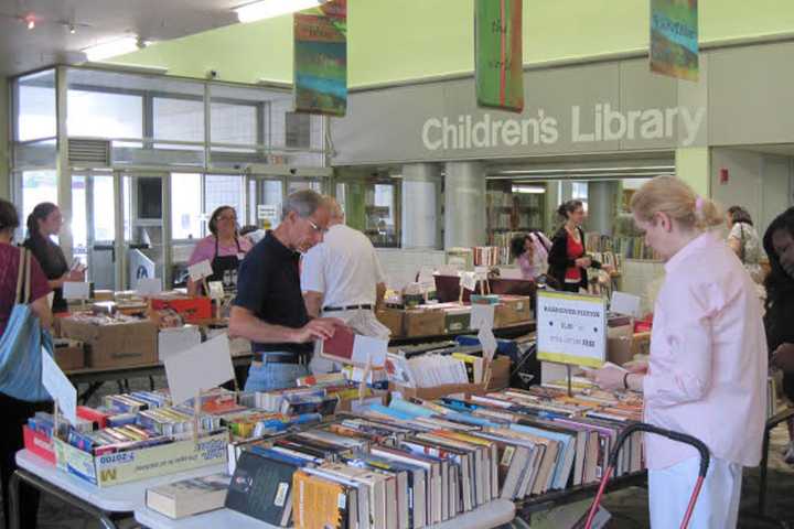 New Rochelle Public Library To Hold Big Book Sale