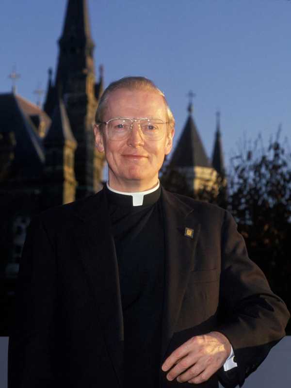College Of New Rochelle Features Lecture On 'The Way Of The Cross Today'