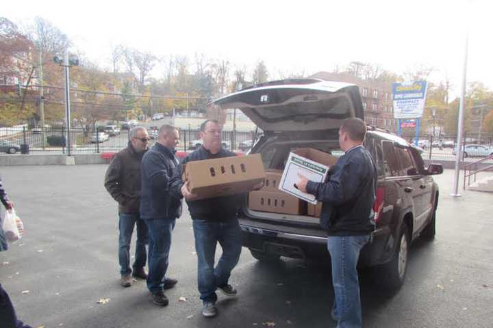 Community School 13 In Yonkers Receives Thanksgiving Turkey Dinners