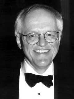 Pianist Glen Kirchoff Performs At Hoff-Barthelson In Scarsdale