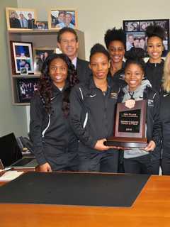 Monroe College Indoor Track And Field Honored By Coaches Association