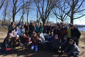 New Rochelle Students Clean Up Beach On Day Of Service