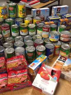 Wood-Ridge School District Organizes Food Drive