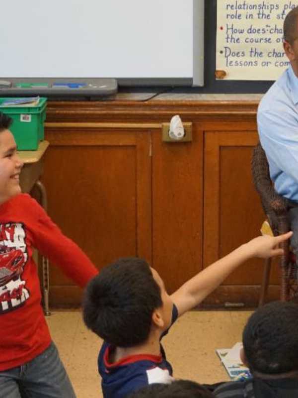 Local VIPs Participate In Jefferson Elementary's Annual Great Read Aloud