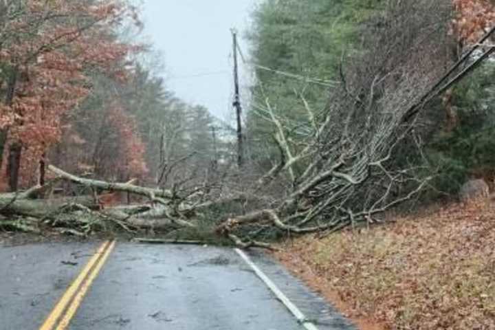 Crews Working 'Around-The-Clock Shifts' To Restore Power To Thousands In CT: New Update