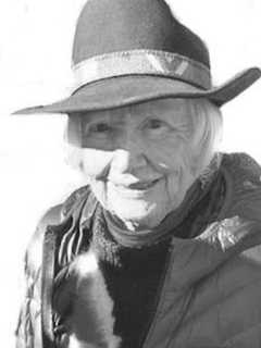 Peggy McGoldrick, 91, Former Darien Resident