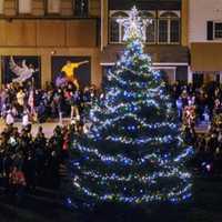 Ring In The Season With Fireworks, Tree-Lighting Parade In Poughkeepsie