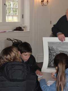 7th Graders Visit Keeler Museum To Learn About The Battle Of Ridgefield