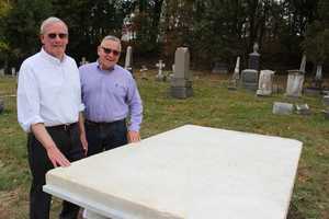 Beacon Historians Mark Restoration Of Famed American Jurist's Grave