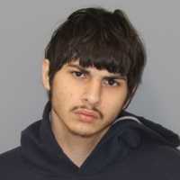Teen Trio Nabbed Street Racing Stolen Cars After Wallingford Crash, Police Say