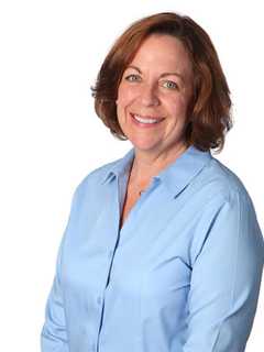 Diana Singer Joins Berkshire Hathaway's Scarsdale Office