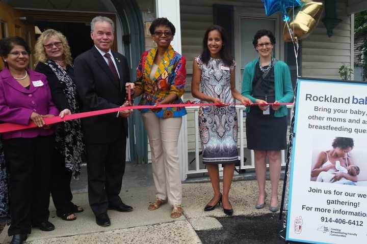 First Baby Café Opens In Rockland