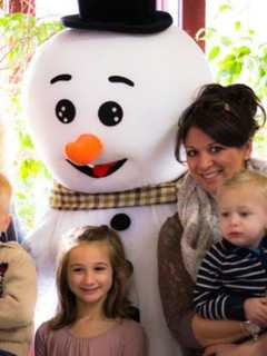 Have 'Breakfast With Frosty And Friends' At Bridgeport's Beardsley Zoo