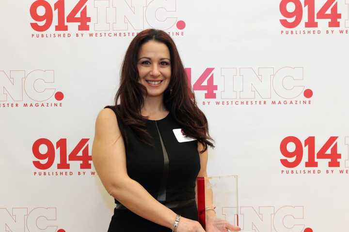 Wartburg’s Angela Ciminello Receives Prestigious Women In Business Award