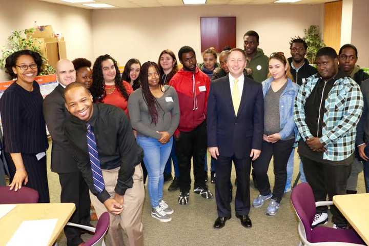 Hudson Valley Expands Youth Jobs Program