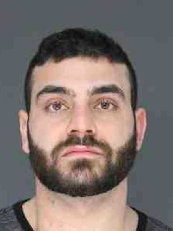 Man Had AR-15 Assault Rifle In Congers Dispute, Clarkstown Police Say
