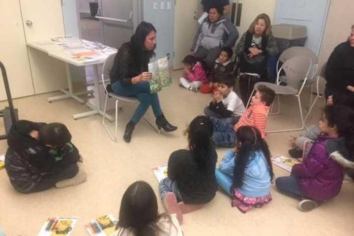 New Rochelle Parents Learn To Model Classroom Reading