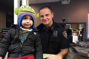 Hero 3-Year-Old's Discovery Of Lost Purse Tops Northern Westchester News
