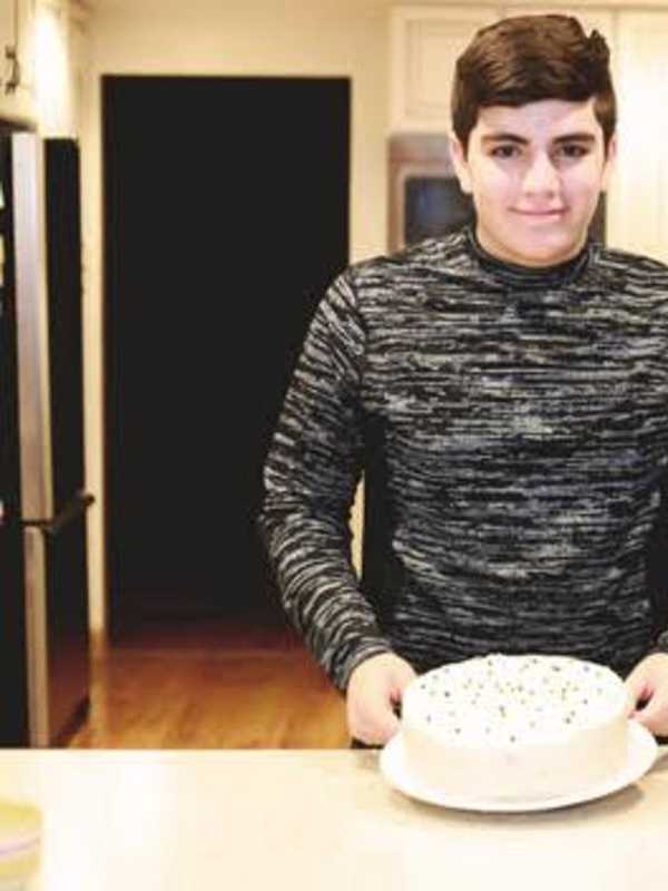 DV Home Cooking: Whipping Up A Decadent Carrot Cake