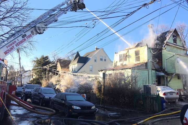 Firefighters Battle Blaze, Bitter Cold At Mount Vernon House Fire