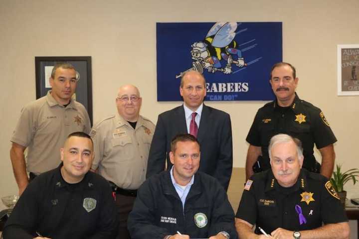 Orange County Law Enforcement Unions Agree To New Contracts