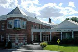 Ridgewood Library Gives Out Preschool Reading Awards