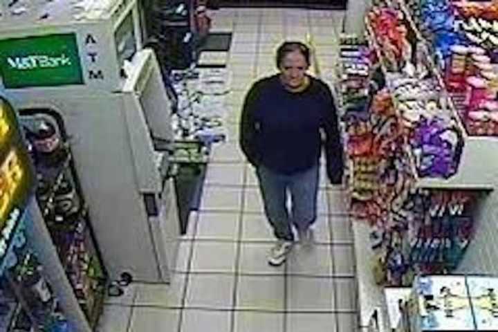Woman On Run After Robbing Holbrook Speedway At Gunpoint, Police Say