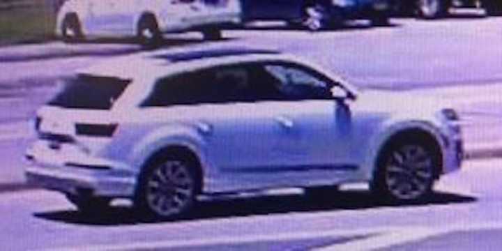 Do you recognize this car? Suffolk County Police are asking the public&#x27;s help in locating the driver who allegedly stole a purse out of a parked car in Westhampton in June then drove away.