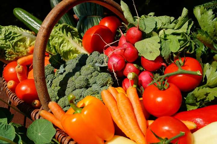 A mobile farmers market will make rounds in Bridgeport, Fairfield, and Westport this summer.