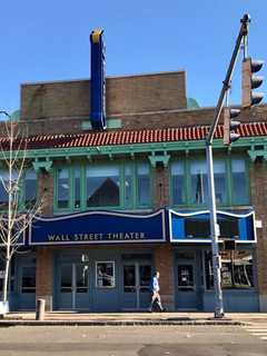 Norwalk's Wall Street Theater To Light Up Marquee Friday Night