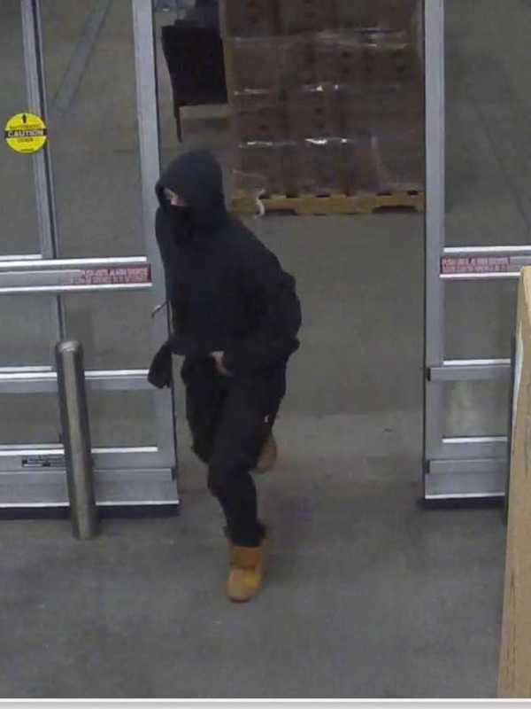 Burglar Breaks Into Capital District Walmart, Steals Guns