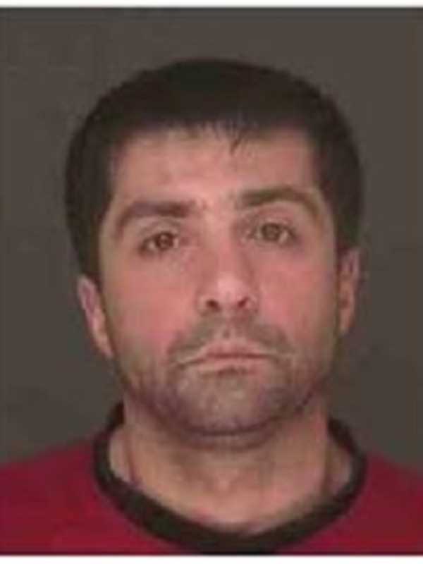 Clarkstown Police Seek Larceny Suspect