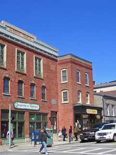 Times Article Says Hudson Valley Beckons New Yorkers Just An Hour Away